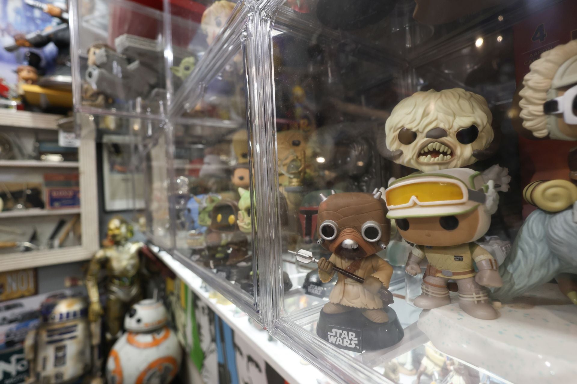 Así luce la peluquería de La Rondilla con decoración de &#039;Star Wars&#039;