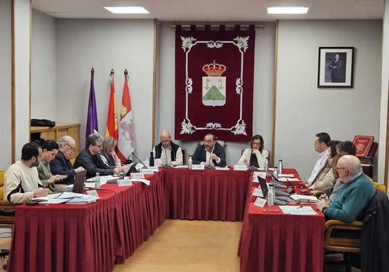 La aprobación de los presupuestos ha contado con los votos a favor de PP y Vox y en contra de PSOE e IU-APT.