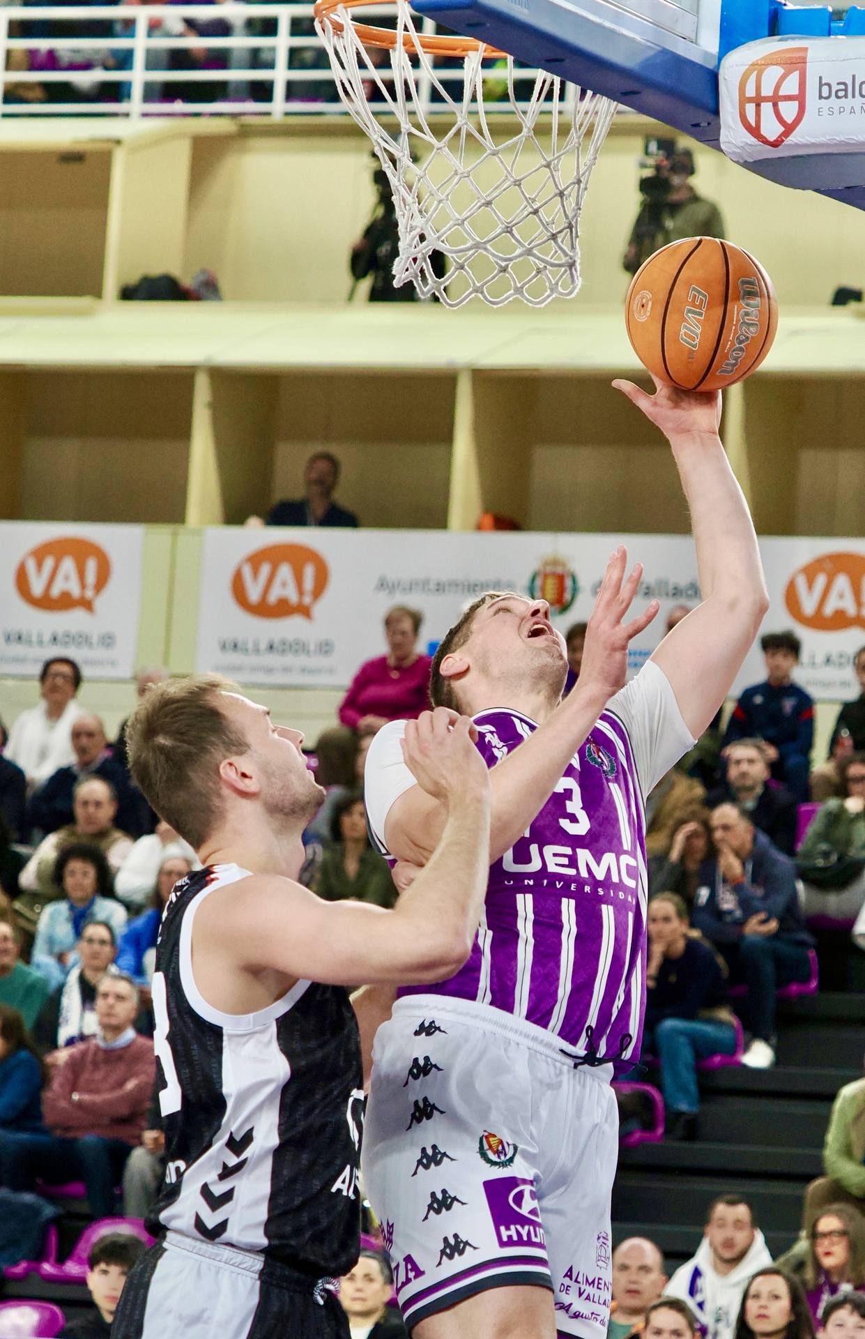 El agónico triunfo del UEMC Real Valladolid Baloncesto ante Alicante, en imágenes