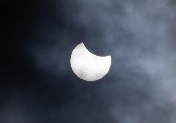 Las fotos del eclipse de sol que ha disfrutado Valladolid