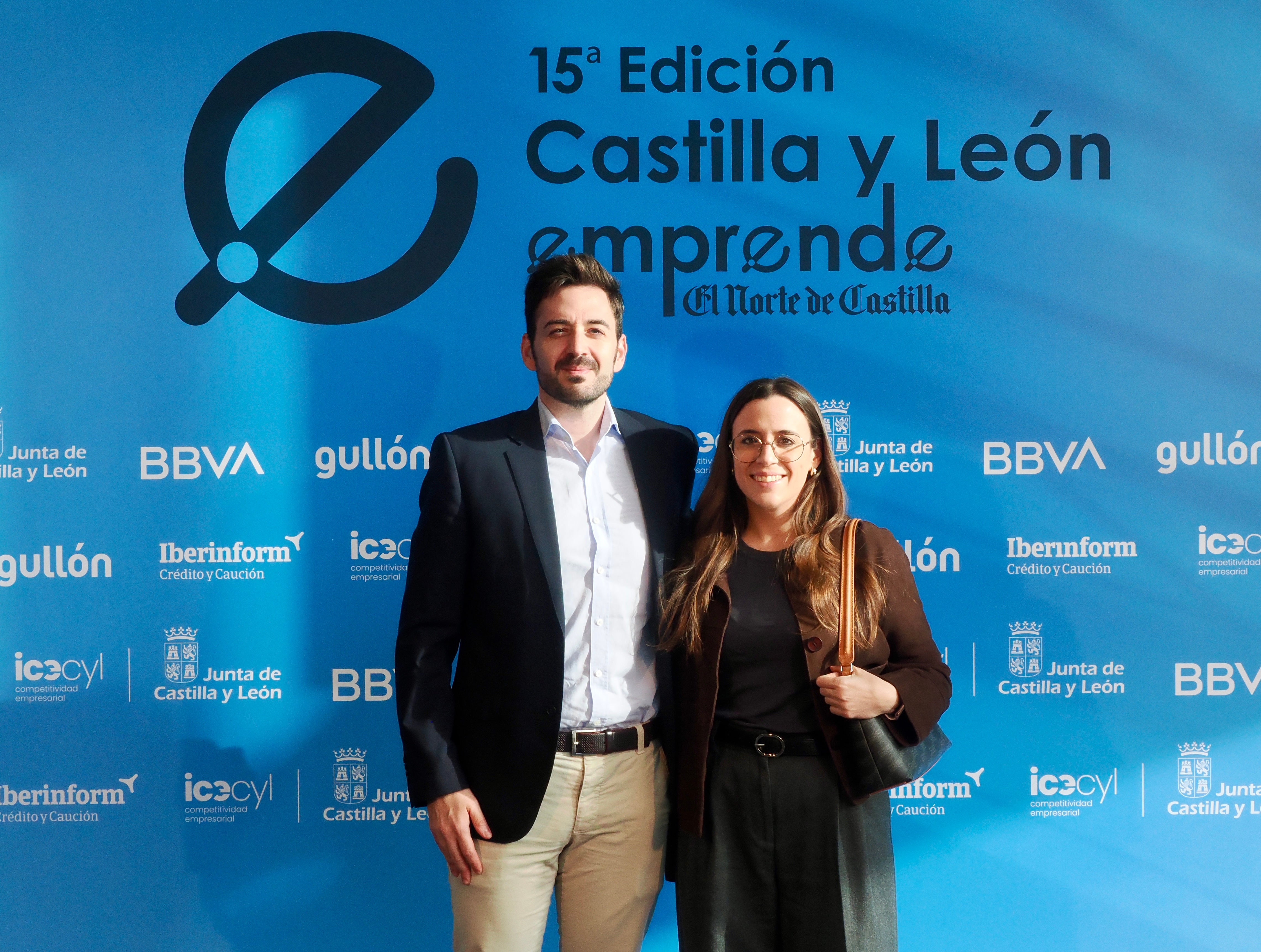 Roams: Eduardo Delgado y Beatriz Gallinas