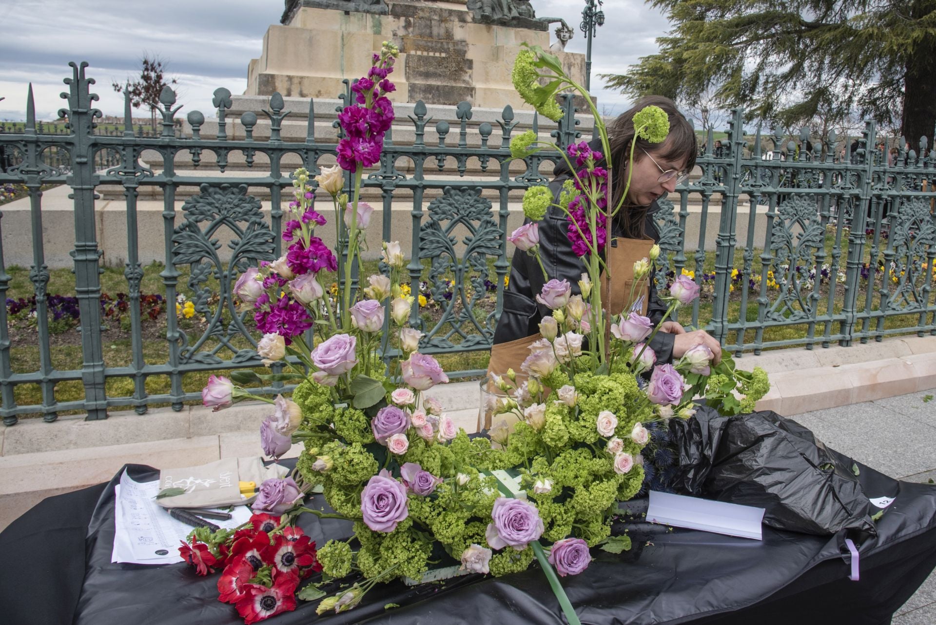 Fotos: Segovia busca al mejor artesano florista de España