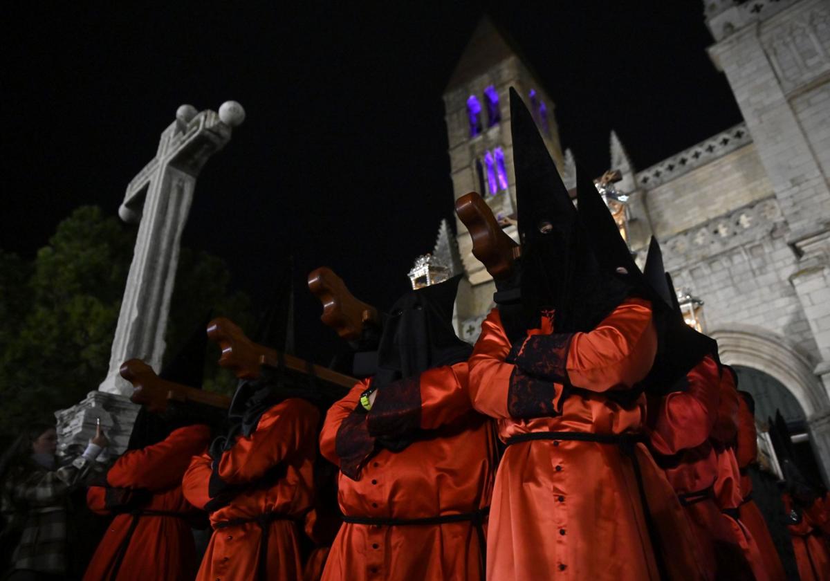 Altos capirotes
