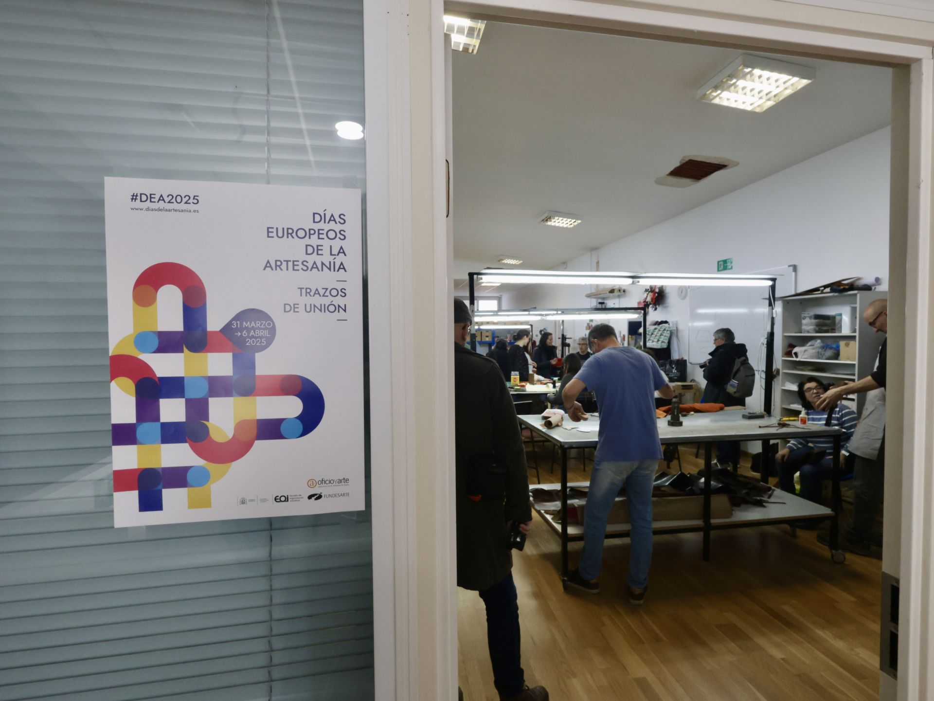 La jornada de puertas abiertas de oficios artesanos, en imágenes