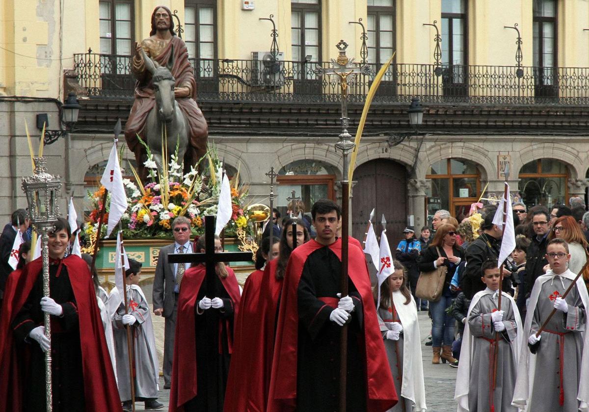 Programa y recorrido de las procesiones del Domingo de Ramos en Segovia