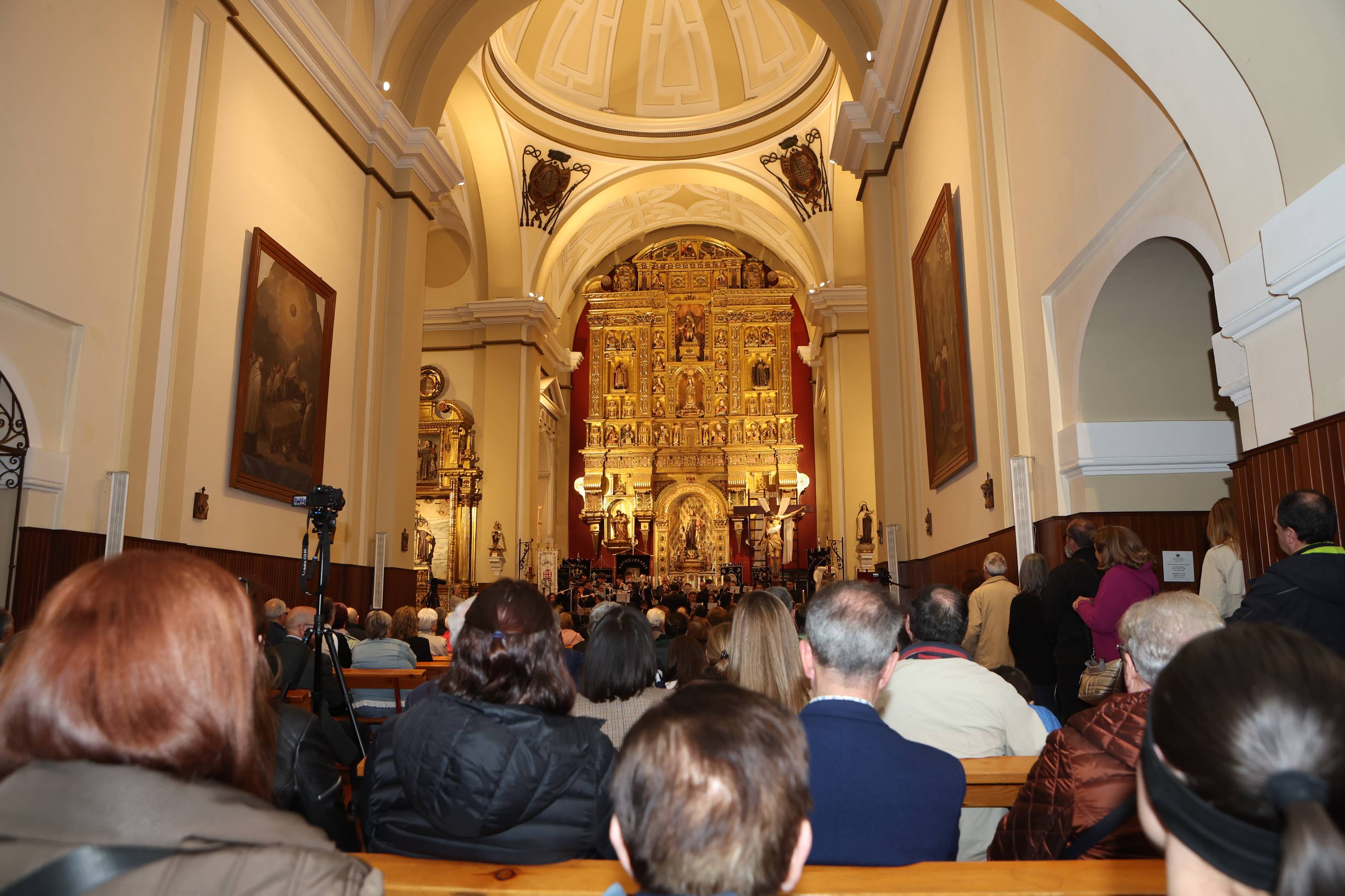 El pregón de la Semana Santa de Medina del Campo, en imágenes