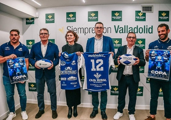 Miejimolle, Jorge Calleja, Mayte Martínez, Javier González, Narciso Prieto y Diego Merino.