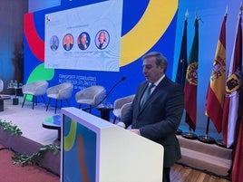 El consejero de Movilidad, José Luis Sanz Merino, participa en la clausura de la jornada 'Transporte ferroviario en el Corredor Atlántico', celebrada en la localidad portuguesa de Guarda.