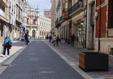 Los vecinos del Centro se quejan de los trastornos que supone el cierre de los Cuatro Cantones