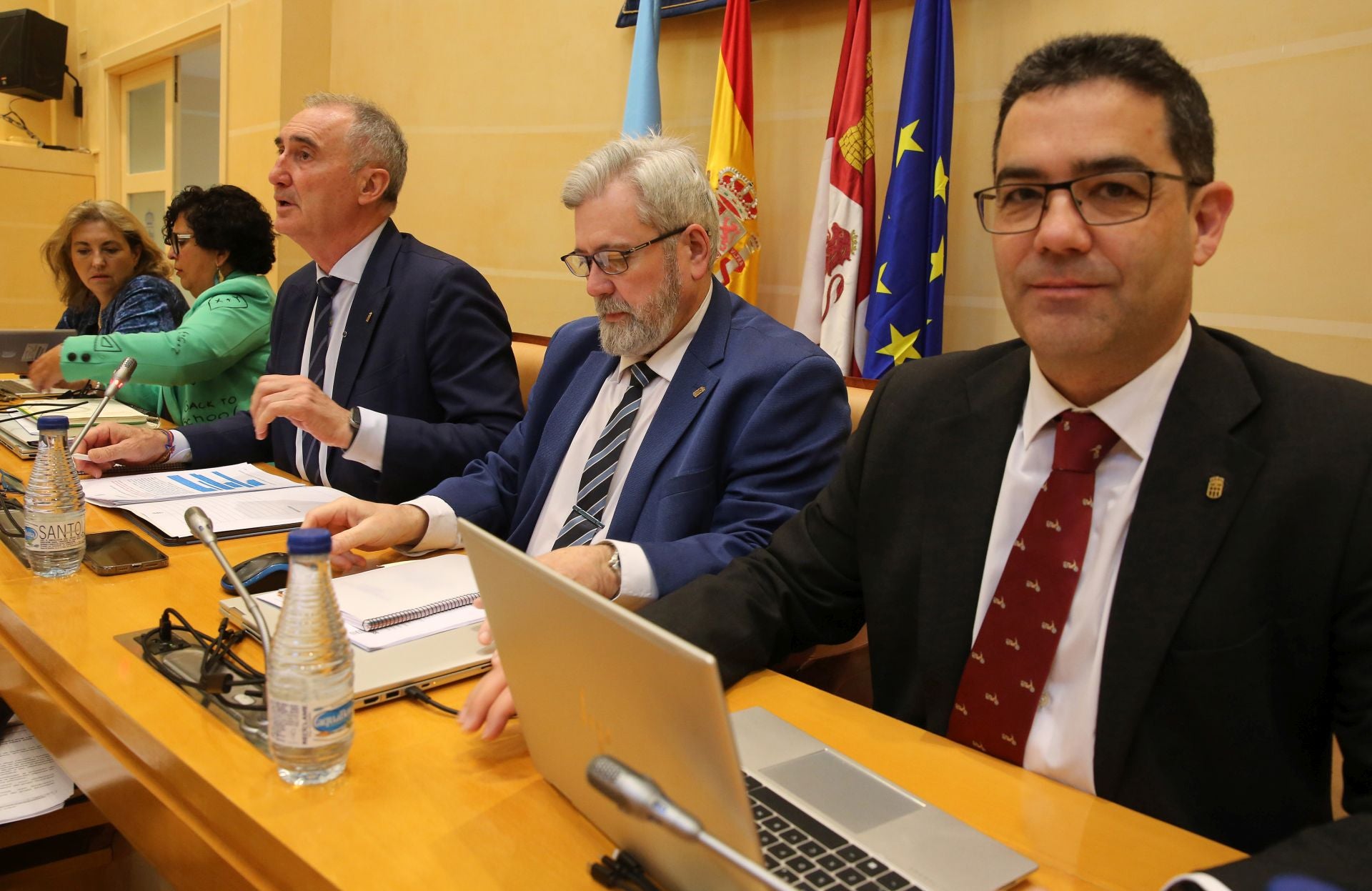 Fotos del Pleno de presupuestos del Ayuntamiento de Segovia