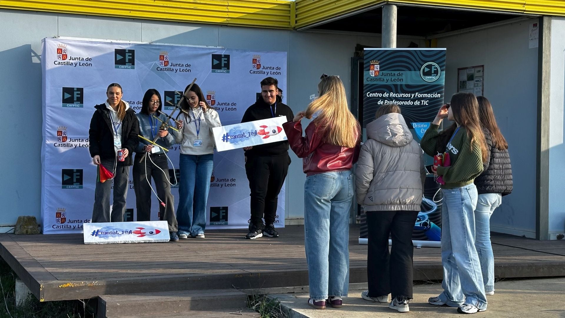 El proyecto CanSat de la Agencia Espacial Europea lanza cohetes en Herrera de Pisuerga