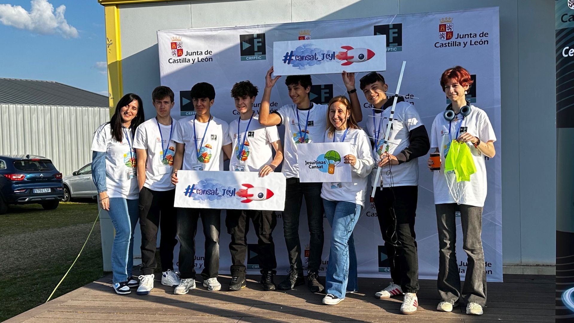El proyecto CanSat de la Agencia Espacial Europea lanza cohetes en Herrera de Pisuerga