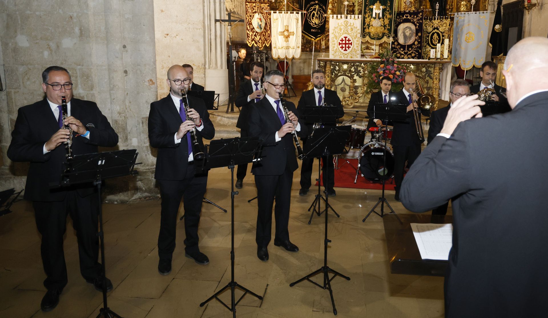El pregonero anima a vivir la Semana Santa como un testimonio de fe en las calles