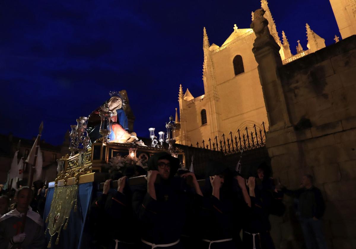 Fotografías de la procesión de los antiguos alumnos Maristas
