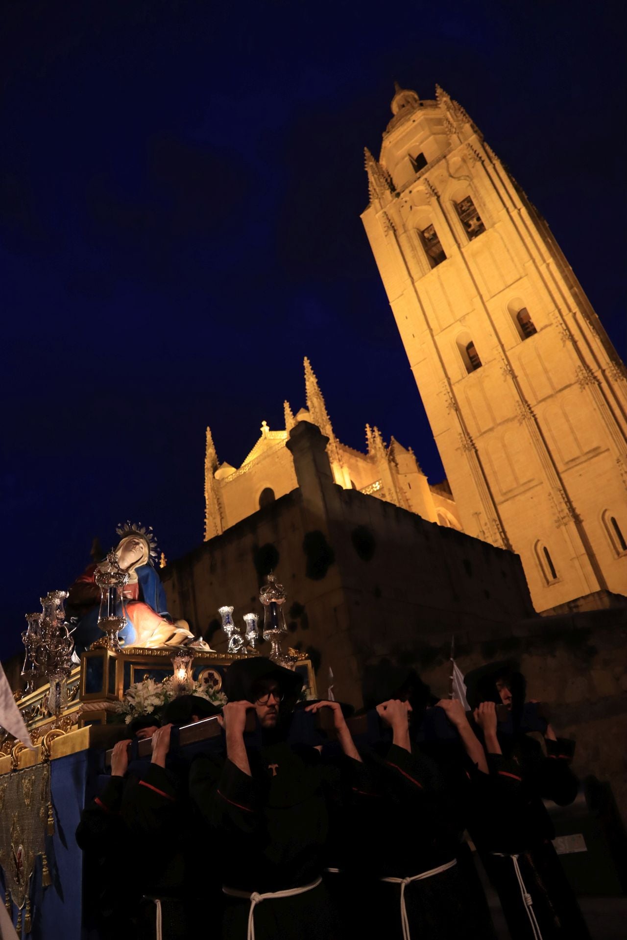Fotografías de la procesión de los antiguos alumnos Maristas