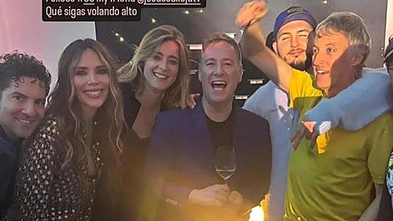 Cónclave de famosos en León: Jesús Calleja celebra sus 60 años rodeado de amigos