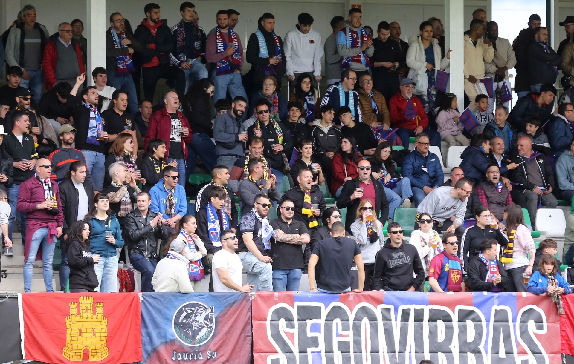 La Albuera bate su récord de la temporada: búscate en las gradas
