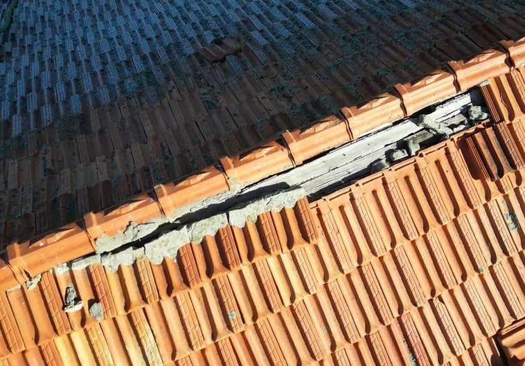 https://s3.ppllstatics.com/elnortedecastilla/www/multimedia/2025/04/14/tejado-kKYC-U2301462576720CcC-758x531@El%20Norte.jpg
