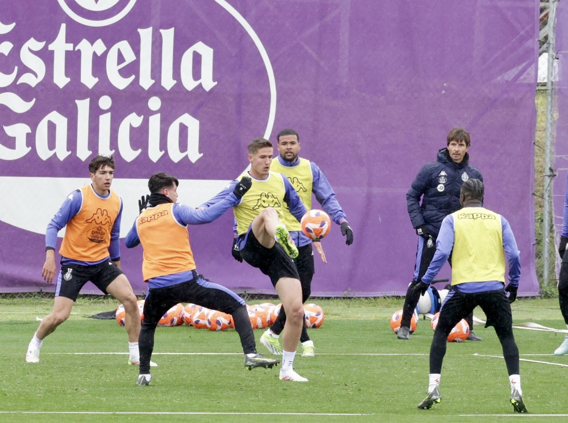 La vuelta a los entrenamientos del Real Valladolid, en imágenes