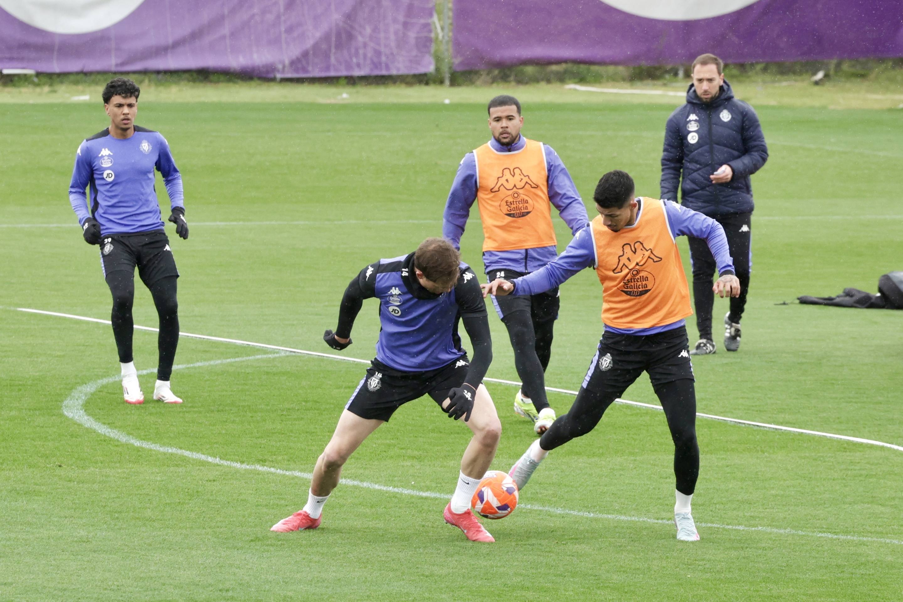 La vuelta a los entrenamientos del Real Valladolid, en imágenes