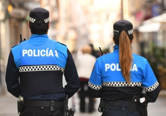 La Junta podrá retirar el arma con la nueva ley de Coordinación de Policías Locales