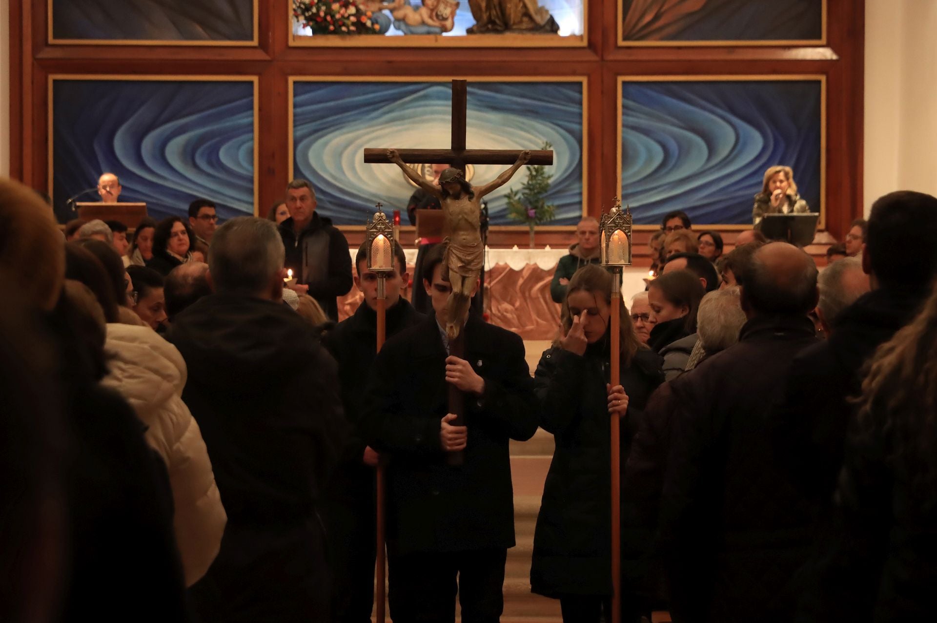 El vía crucis de los Carmelitas, en imágenes