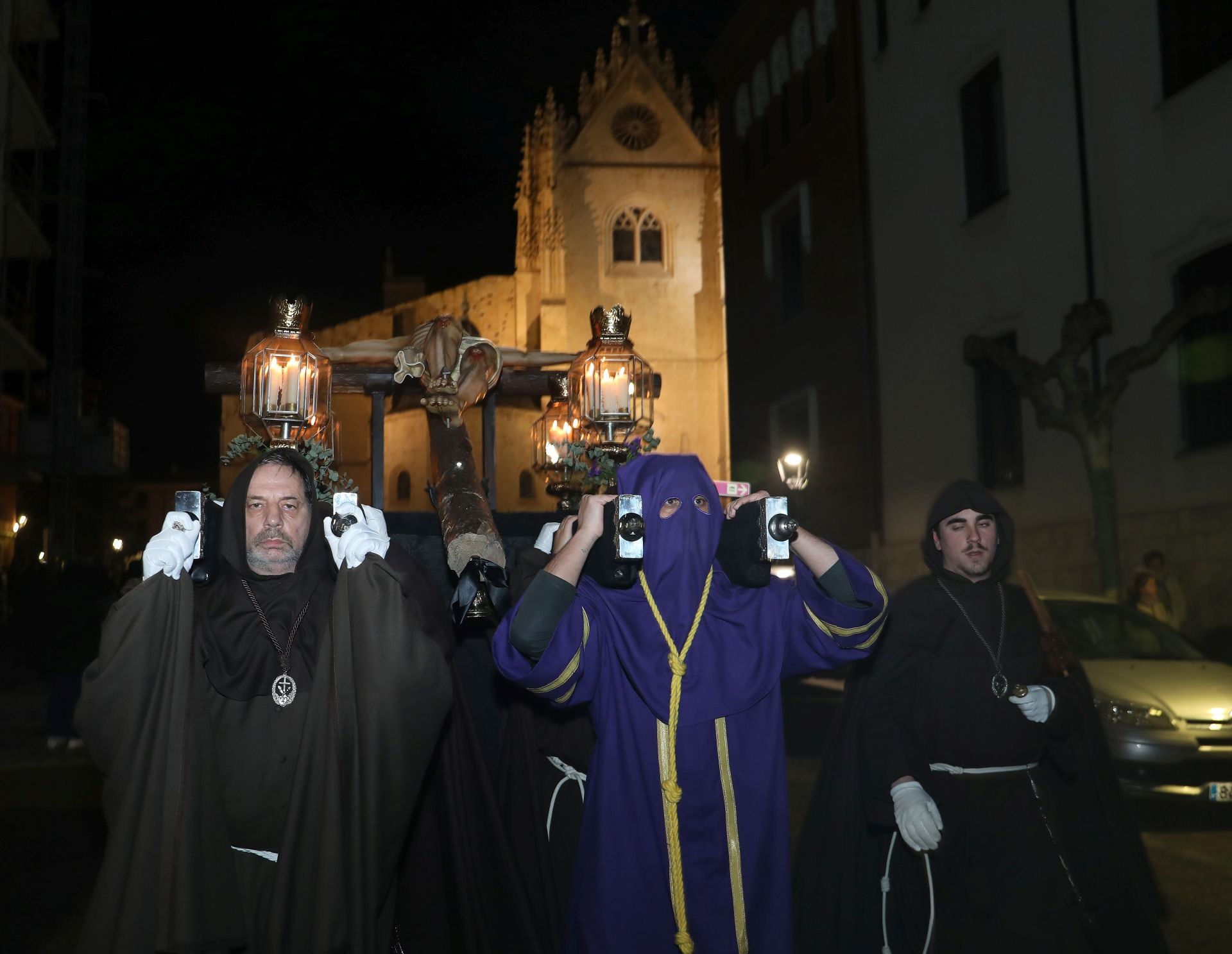 Procesión de Luz y Tinieblas