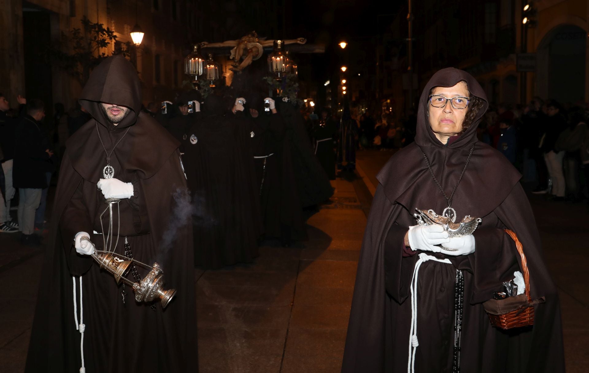 Procesión de Luz y Tinieblas