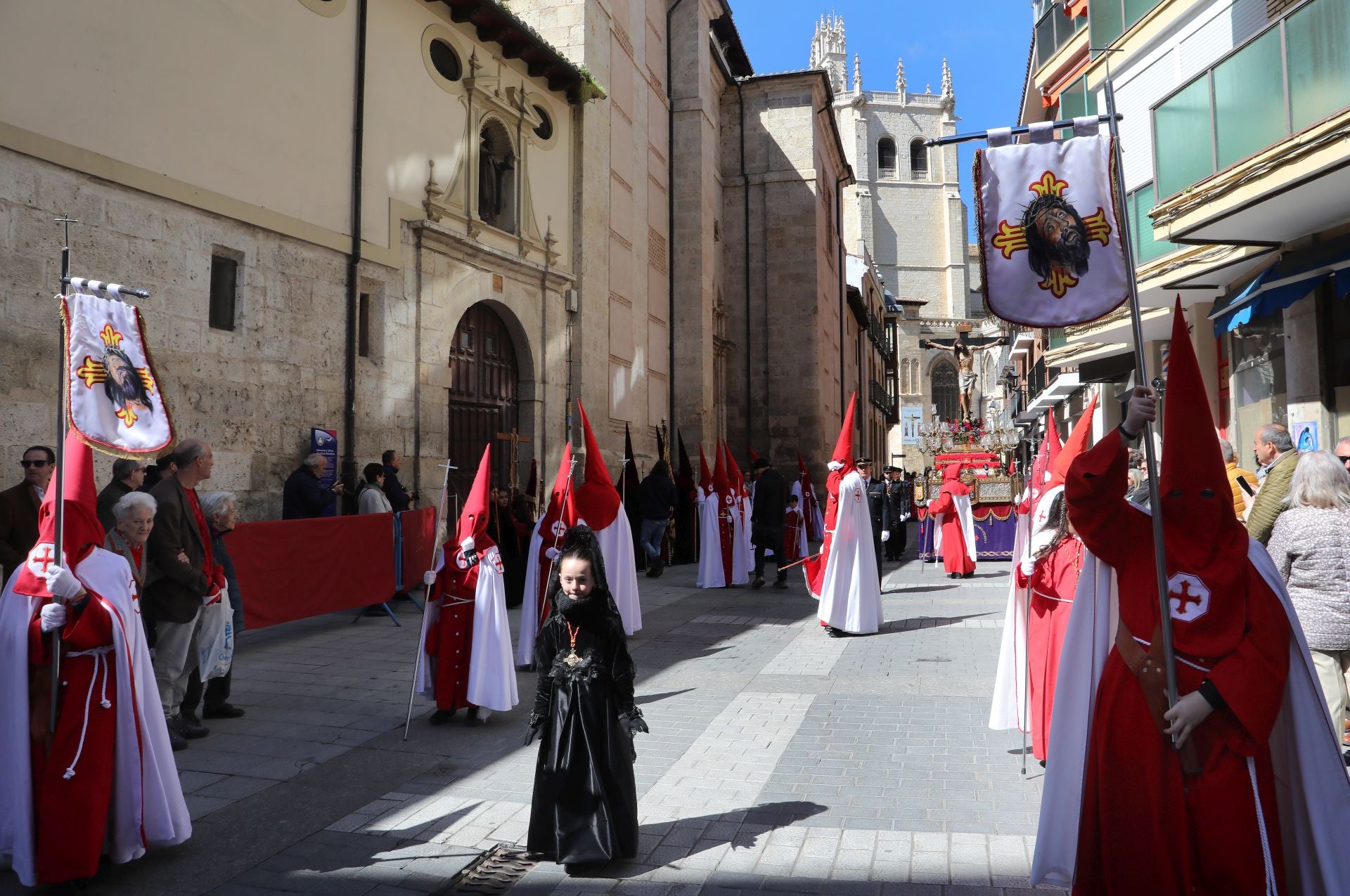 El Indulto llena la Plaza Mayor de Palencia
