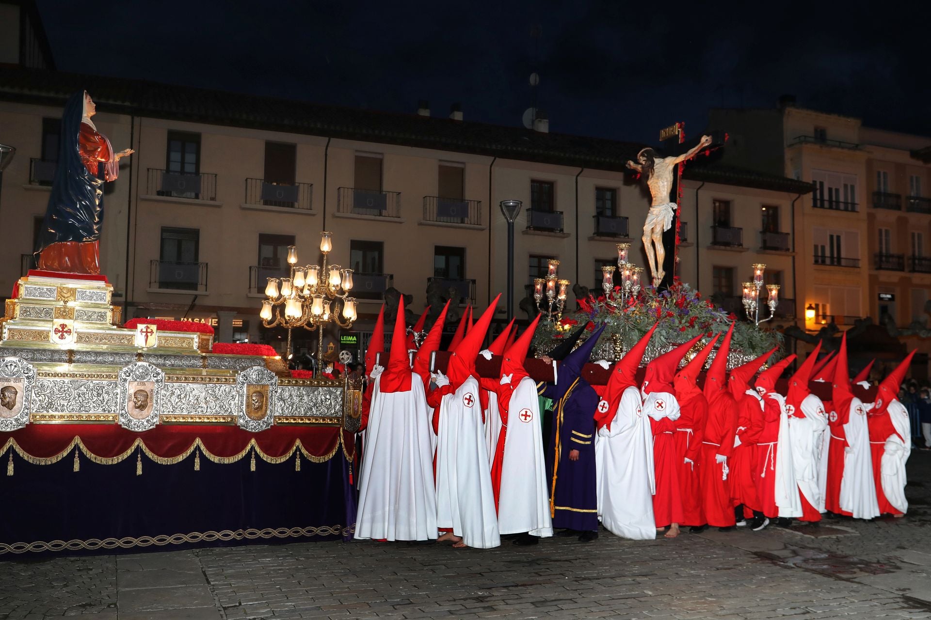 Procesión del Santo Vía Crucis