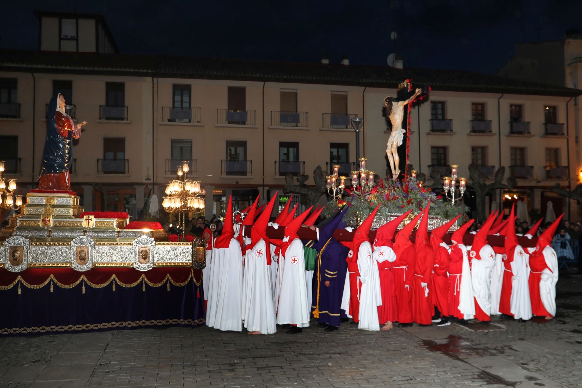 Procesión del Santo Vía Crucis