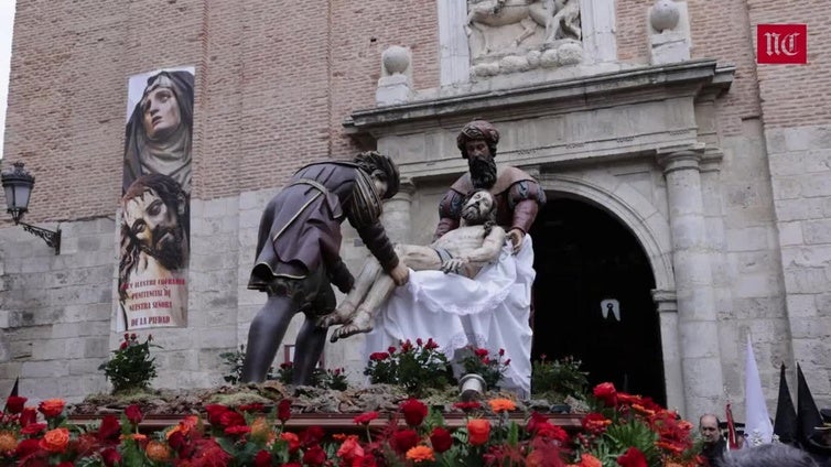 Procesión de Penitencia y Caridad del Jueves Santo en Valladolid
