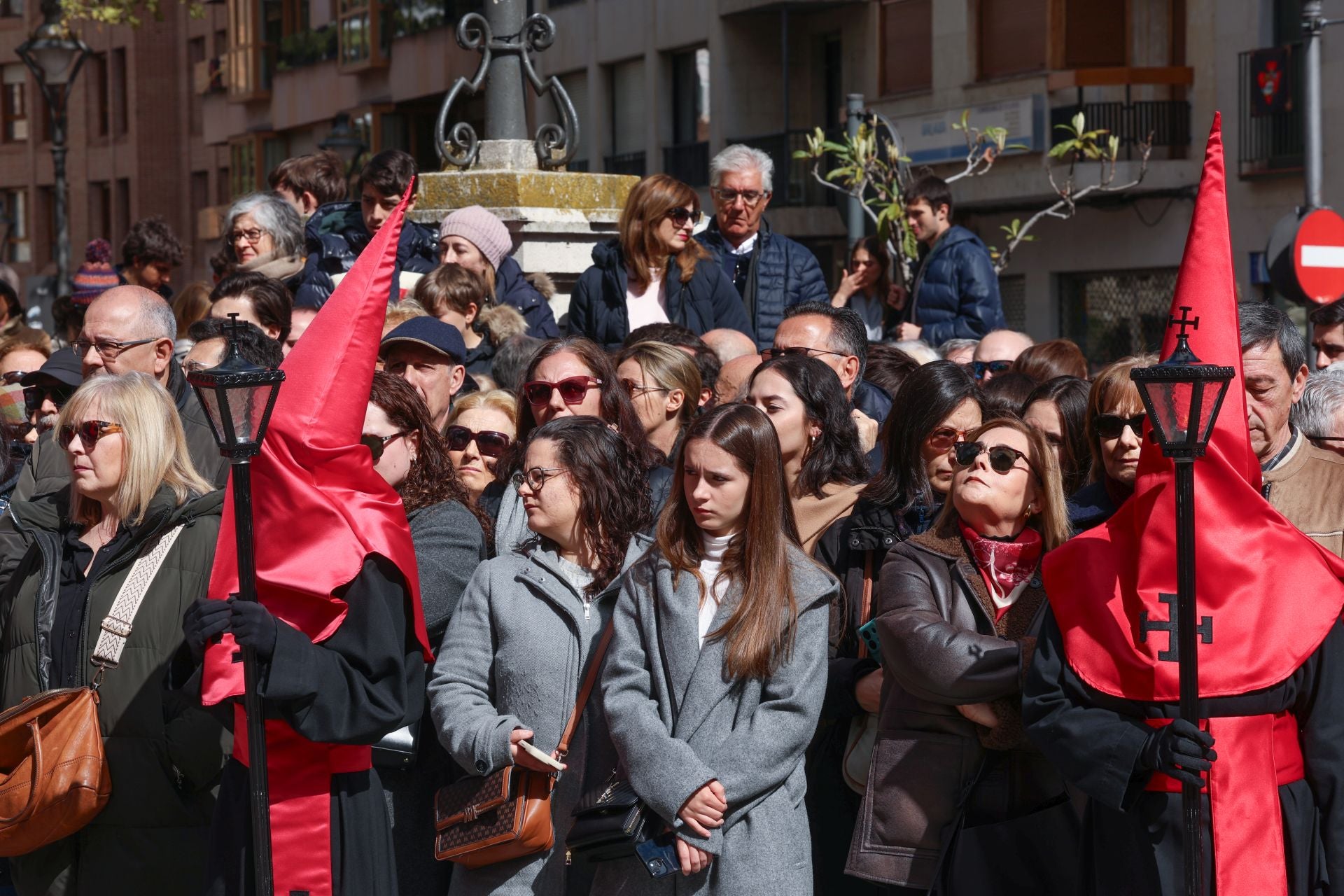 La procesión del Santísimo Cristo de la Luz de Valladolid, en imágenes