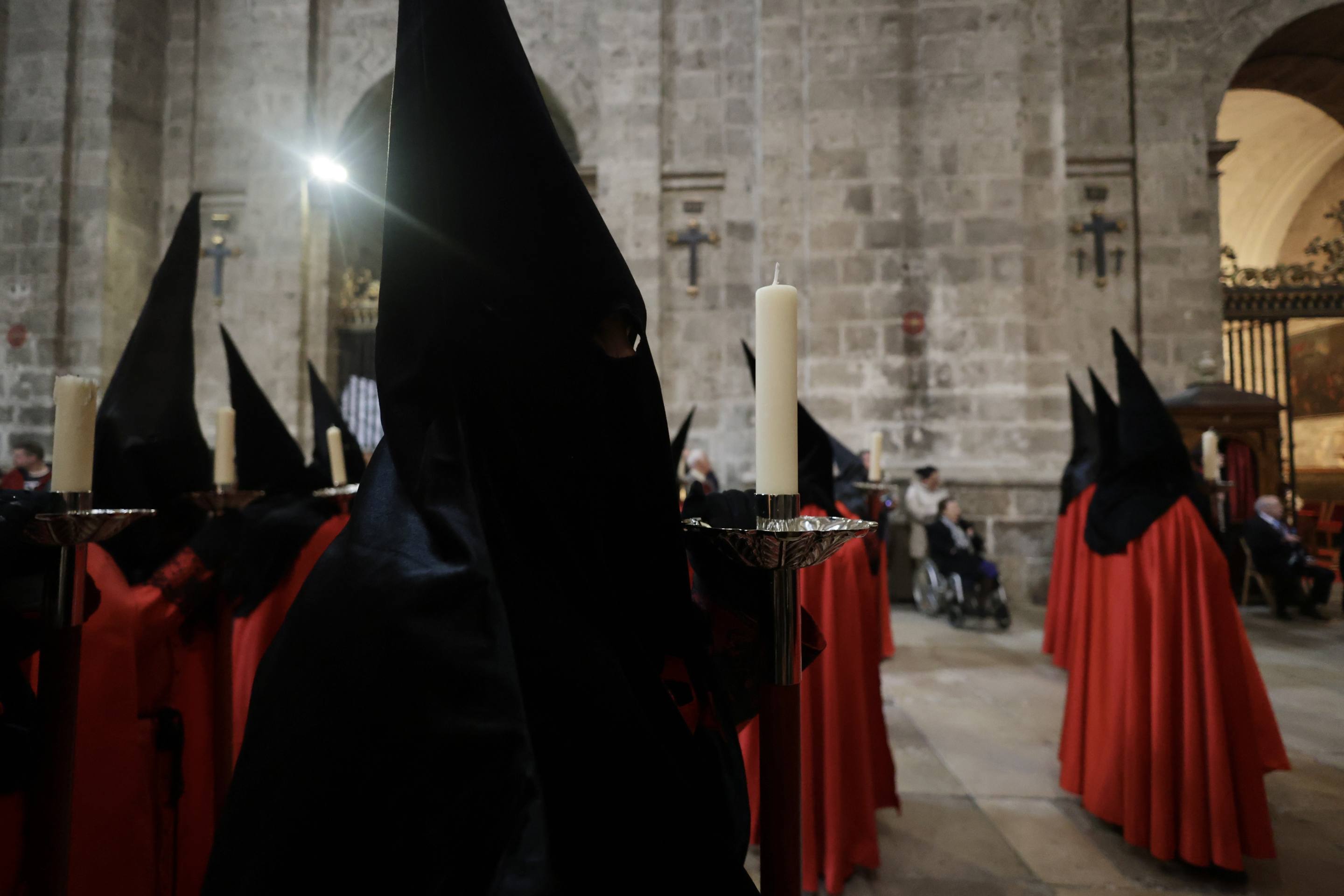 La procesión del Santísimo Cristo de la Preciosísima Sangre, en imágenes