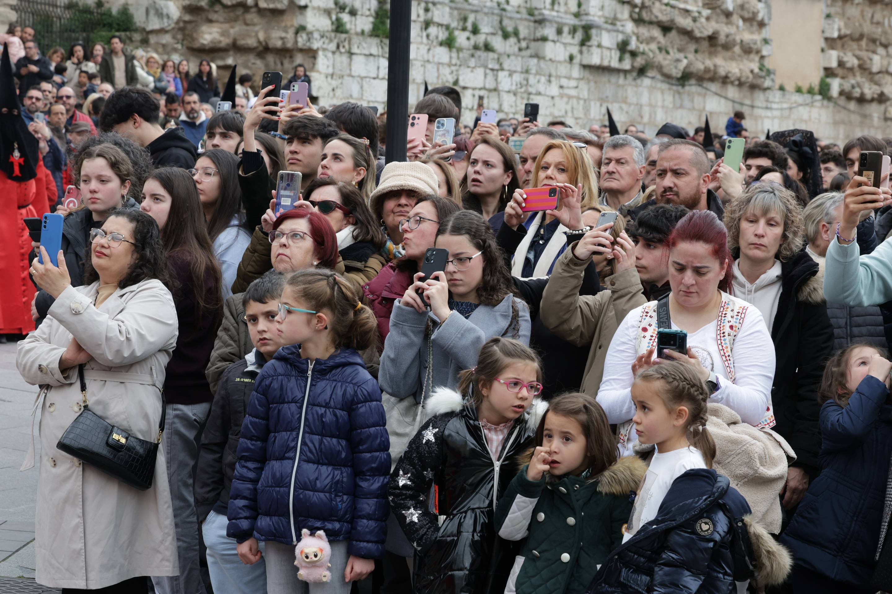 La procesión del Santísimo Cristo de la Preciosísima Sangre, en imágenes