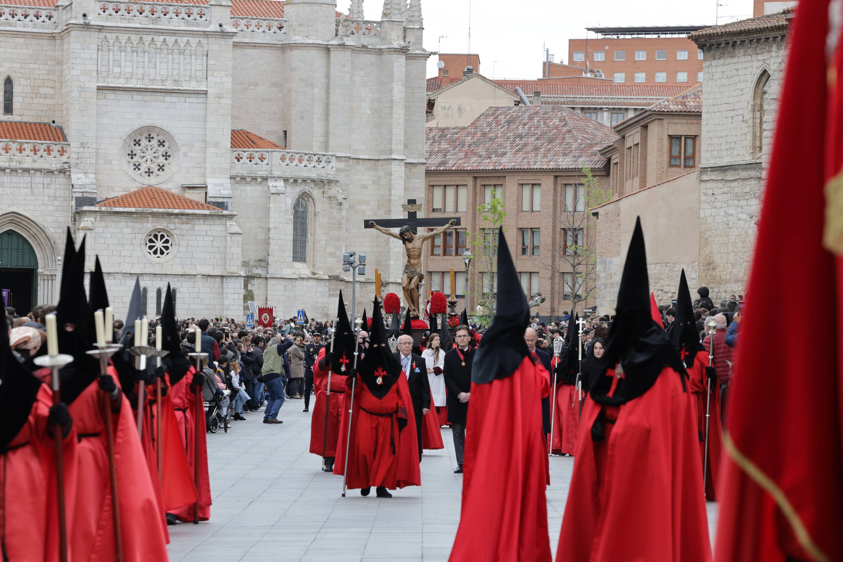 La procesión del Santísimo Cristo de la Preciosísima Sangre, en imágenes