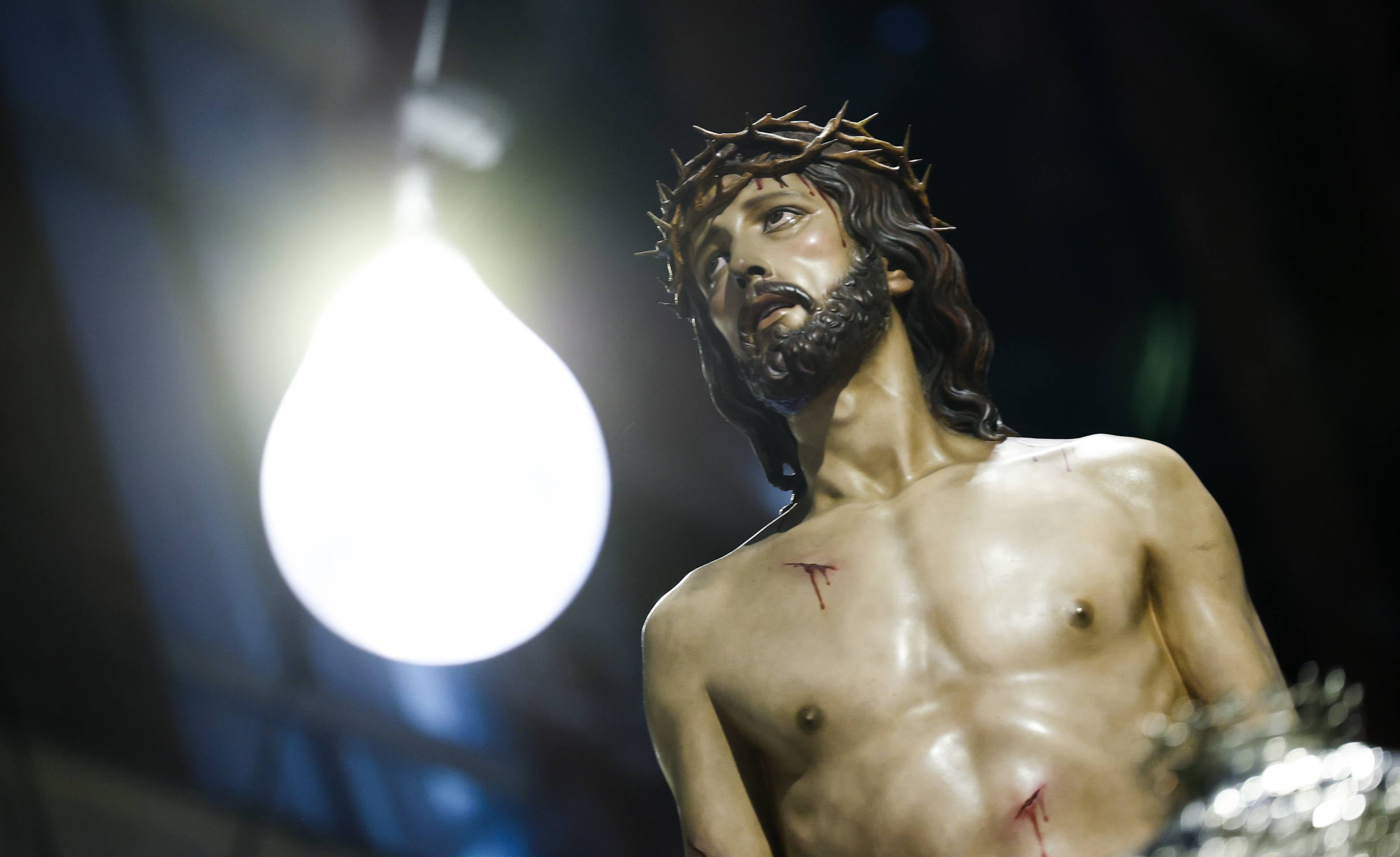 Las imágenes de la procesión del Santísimo Cristo Despojado y Nuestra Señora de la Amargura, en imágenes