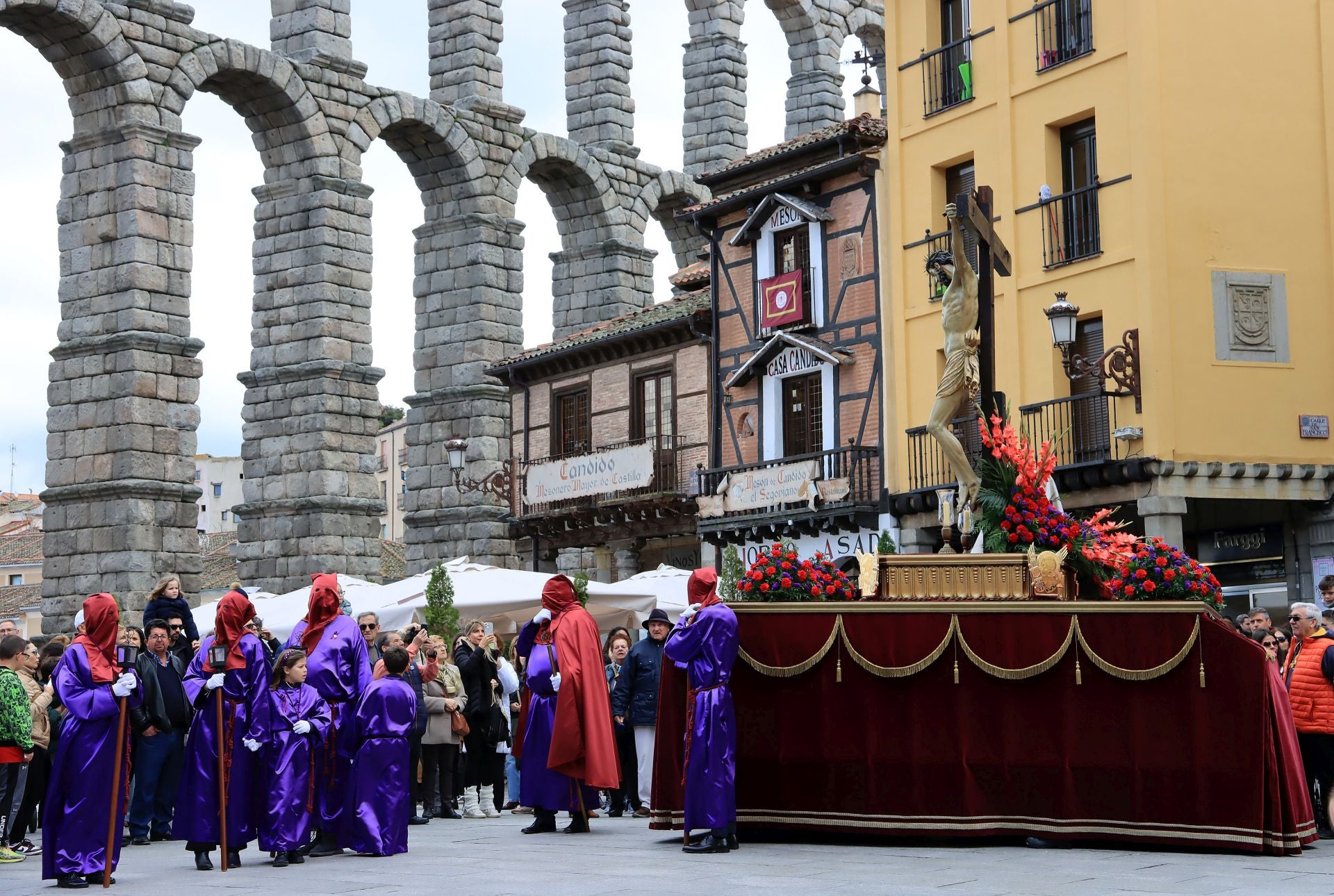 Fotos del traslado del Santo Cristo de San Marcos a la Catedral de Segovia
