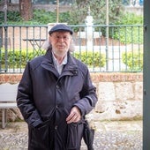 Joaquín Díaz, folclorista, etnógrafo y músico, en la sede de la Academia.