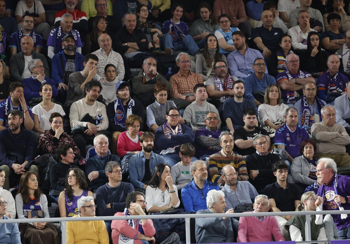 Así animó el público palentino al Súper Agropal ante el Tizona Burgos