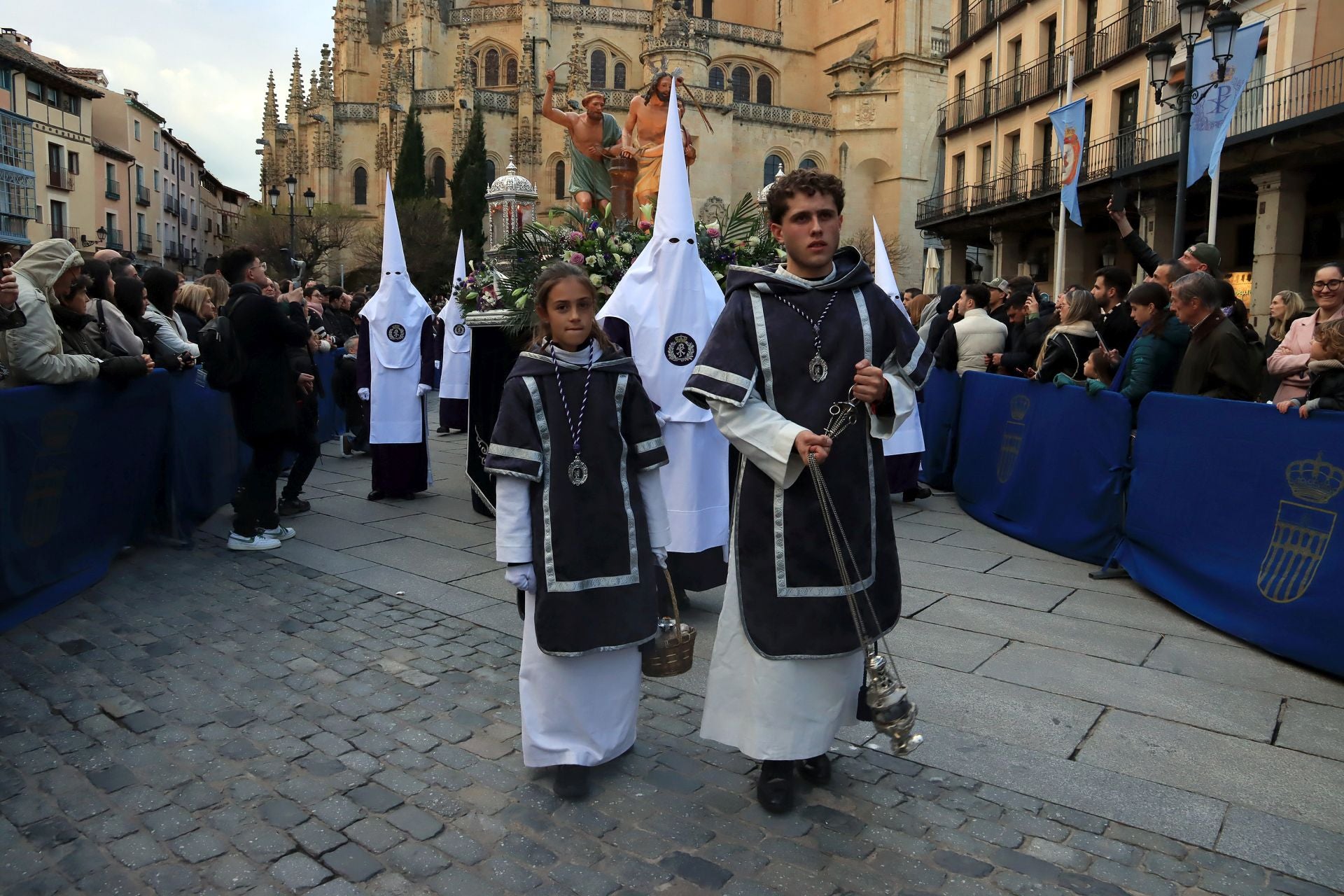Fotos del Viernes Santo en Segovia (1 de 2)