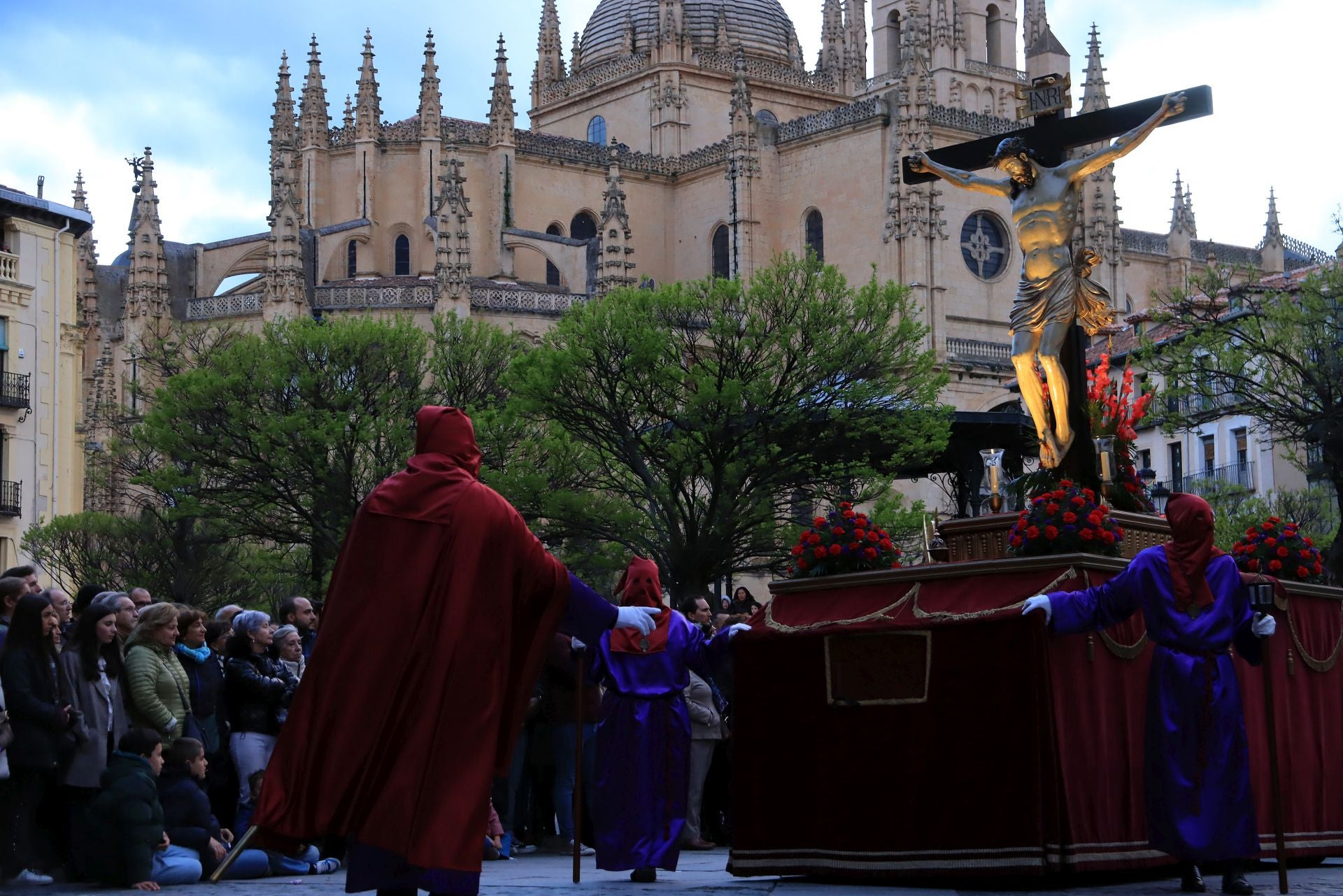 Fotos del Viernes Santo en Segovia (2 de 2)