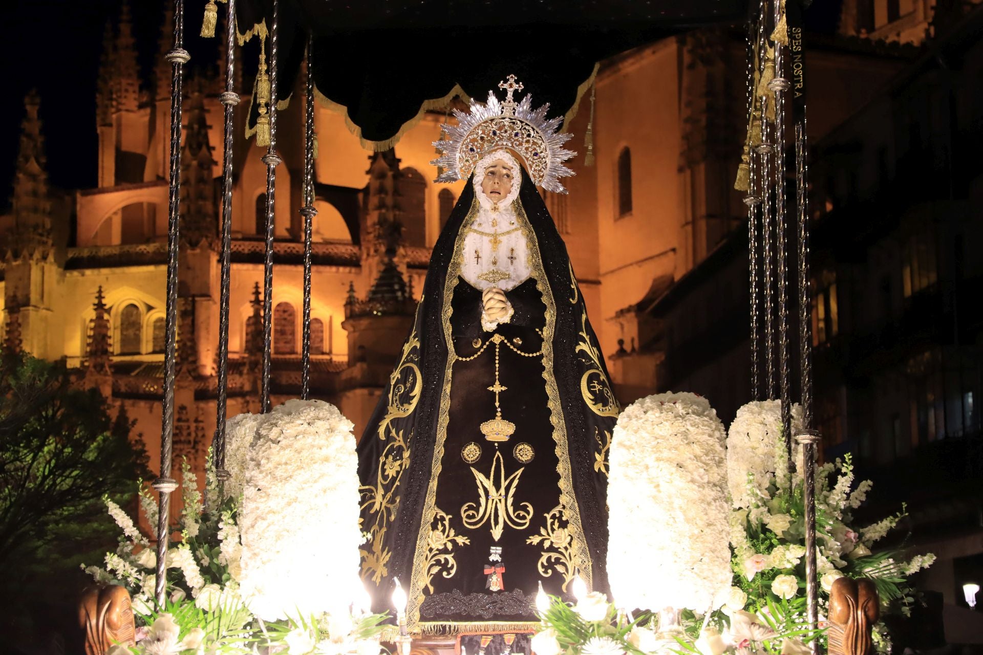 Fotos del Viernes Santo en Segovia (2 de 2)
