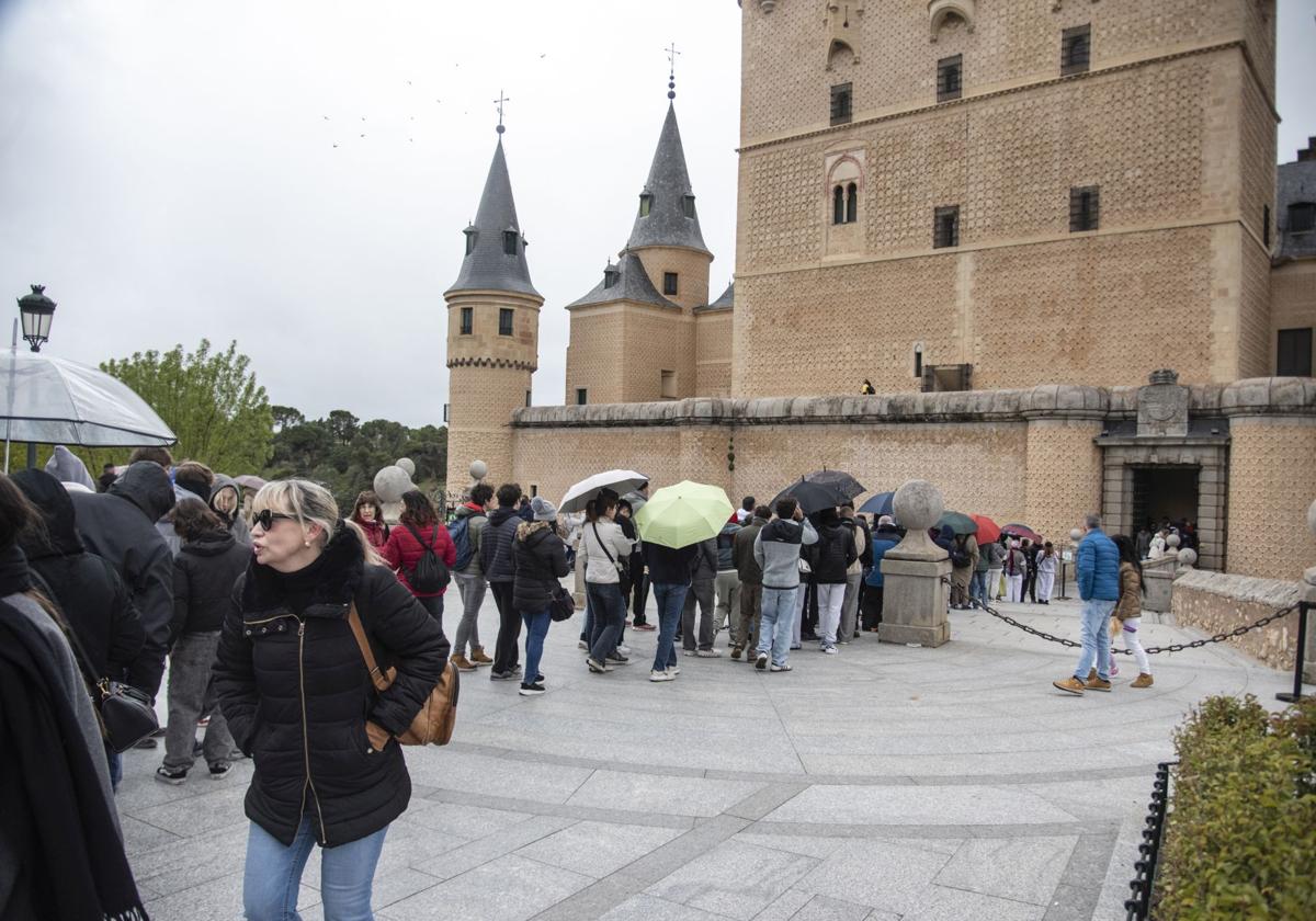 Sábado Santo, de turismo por Segovia