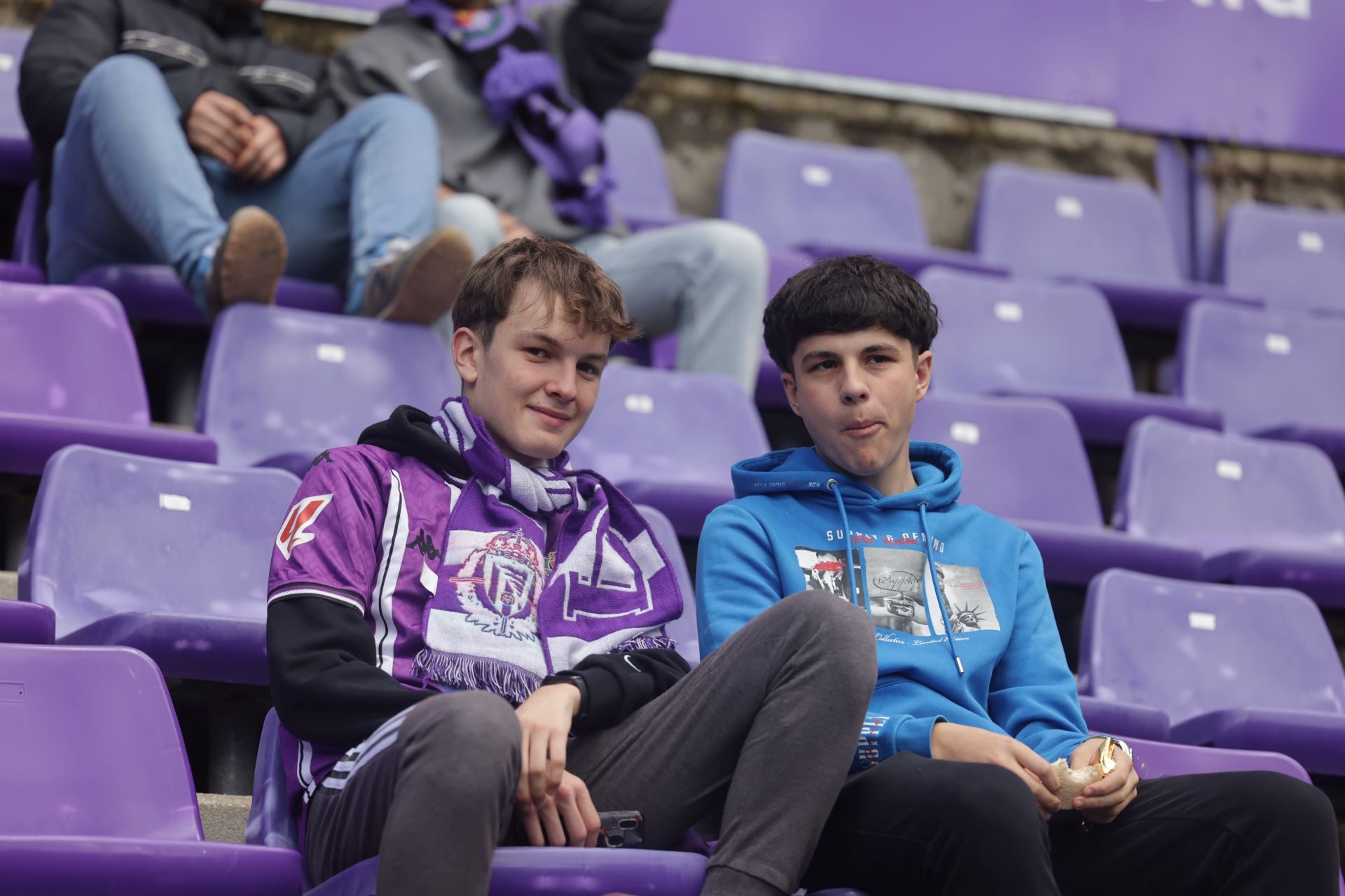 Búscate en la grada del Real Valladolid - Osasuna (2/4)