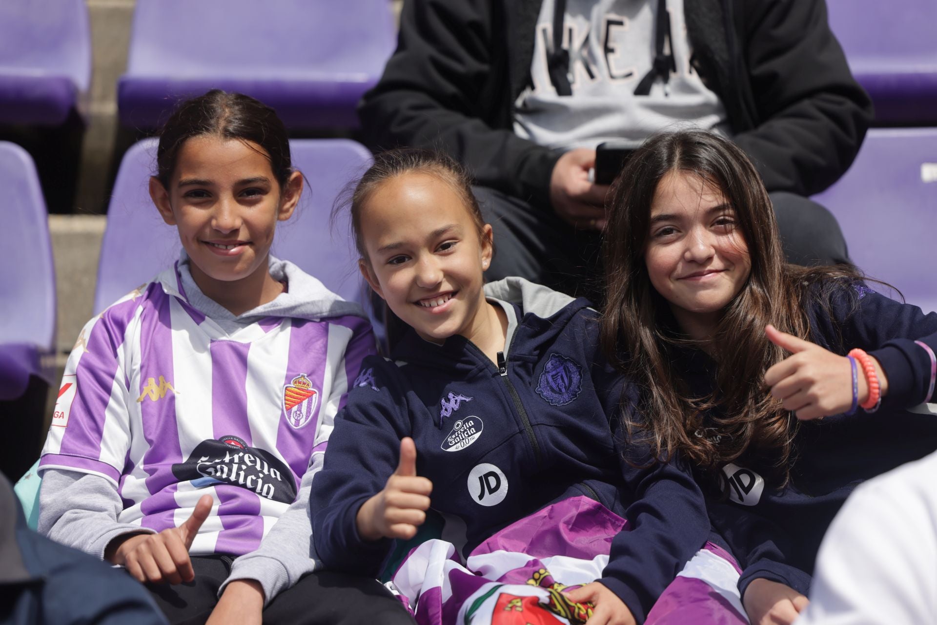 Búscate en la grada del Real Valladolid - Osasuna (1/4)