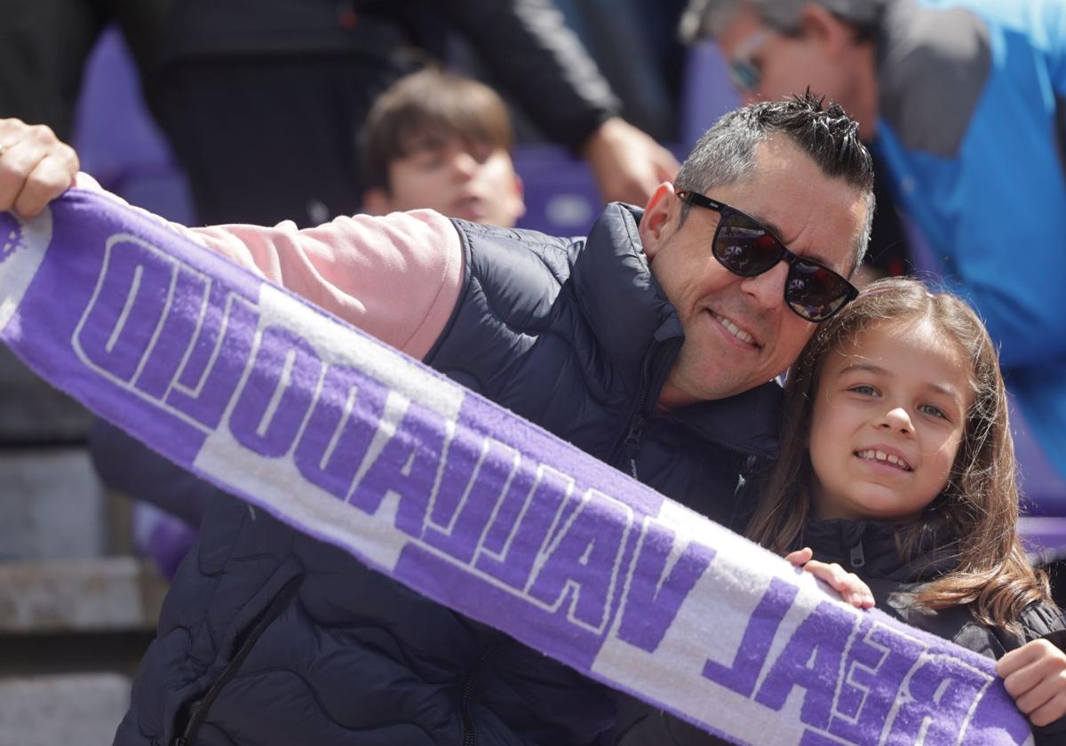 Búscate en la grada del Real Valladolid - Osasuna (3/4)
