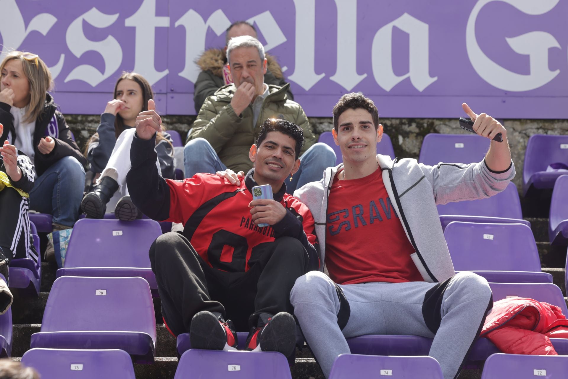 Búscate en la grada del Real Valladolid - Osasuna (3/4)