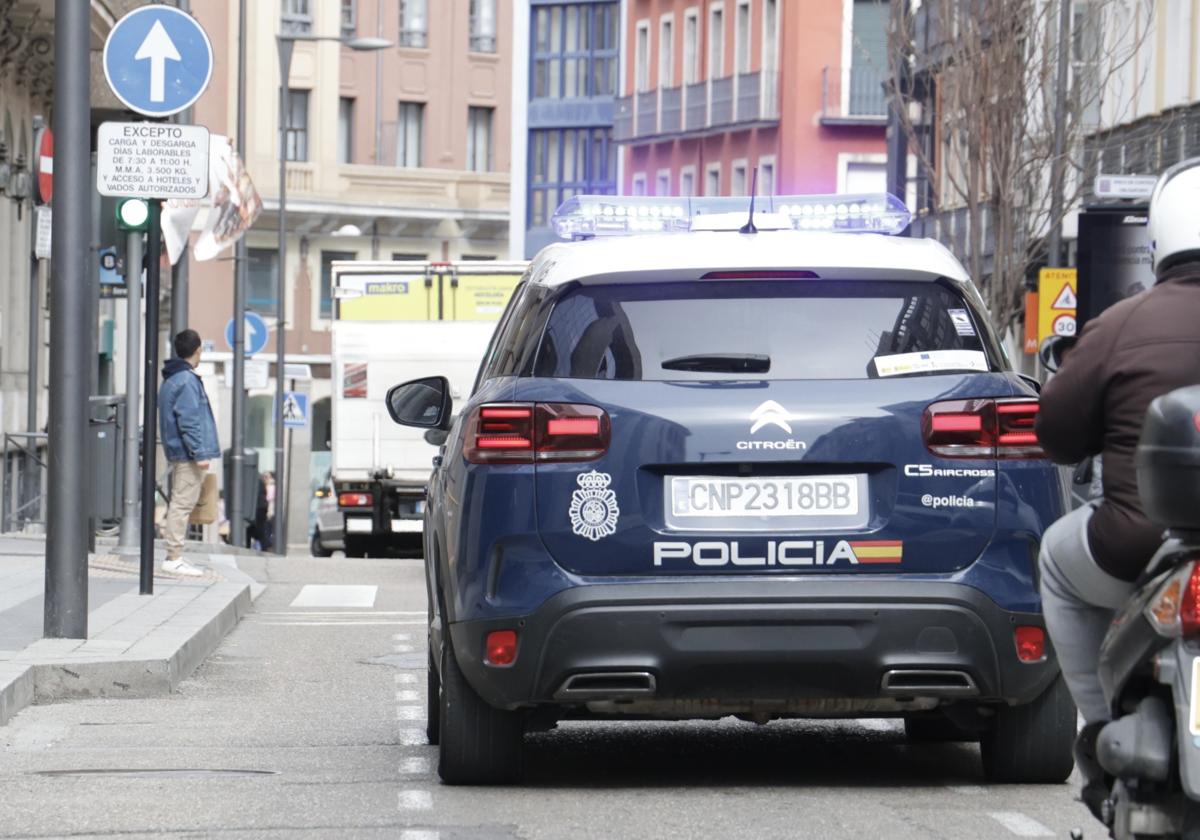 Detienen a un hombre por violar dos veces a una joven a la que captó con una falsa oferta de trabajo