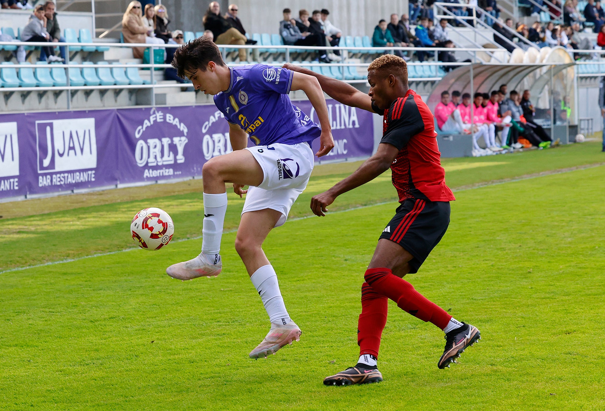 El Palencia Cristo no tuvo suerte ante el Mirandés B